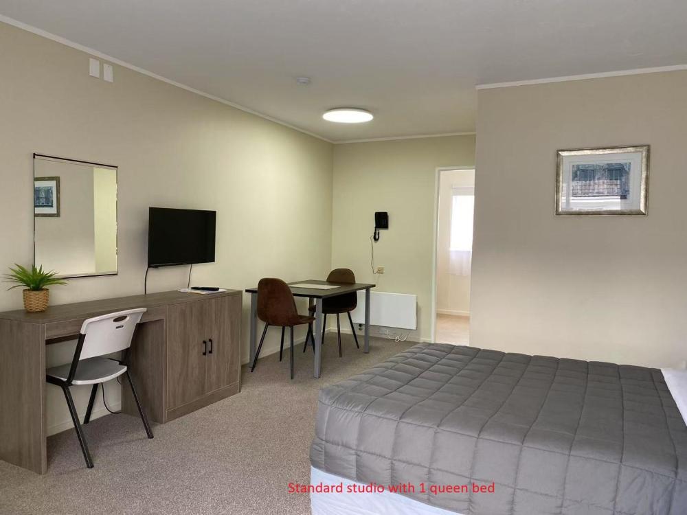 Standard Studio with Hot Tub at Malones Spa Motel, photo 2